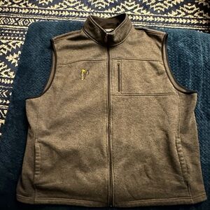 Izod Club Car Golf vest